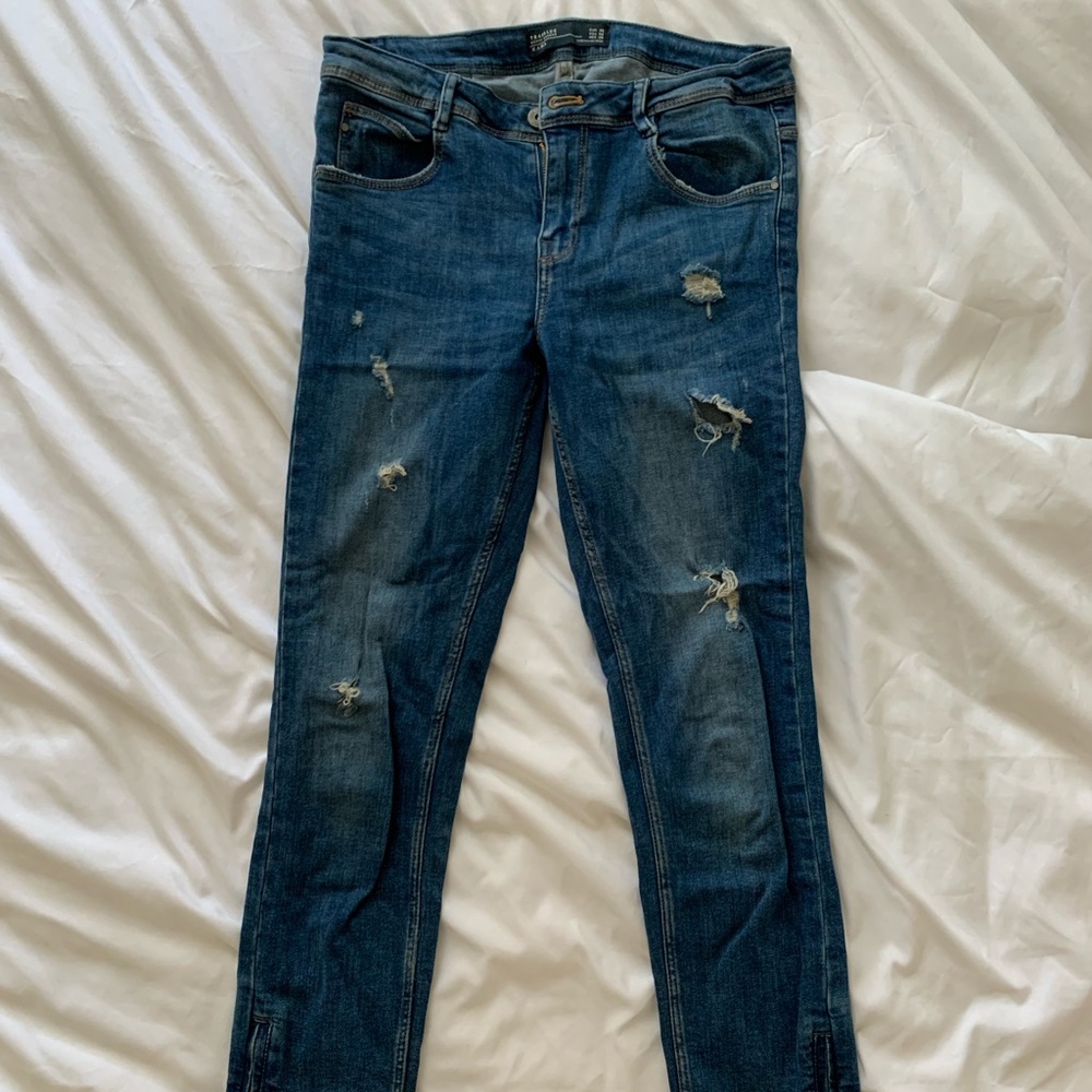 Skinny blue jeans